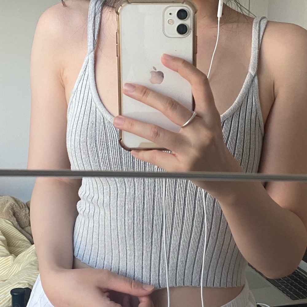 Forever 21 Ribbed Crop Top - Picture 4 of 4